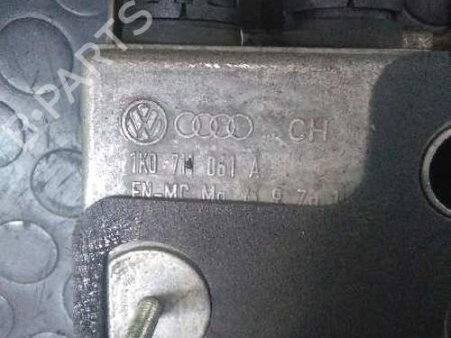 Gear lever VW GOLF V (1K1) 1.9 TDI | BP7432664M90 