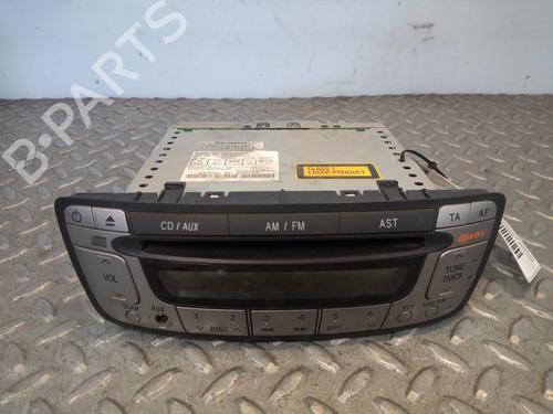 Used Radio PEUGEOT 107 (PM_, PN_) 1.0 (68 hp) 13506654