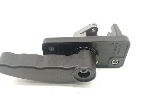 Innvendig håndtak IVECO DAILY IV Van 35C13 V, 35C13 V/P, 35S13 V, 35S13 V/P (126 hp) 32669455