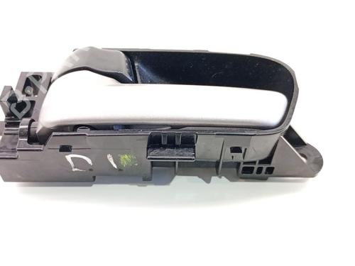 Front left interior door handle SUZUKI GRAND VITARA II (JT, TE, TD) 1.9 DDiS All-wheel Drive (JT419, TD44, JB419WD, JB419XD,... | BP36701112I13 - Image 2