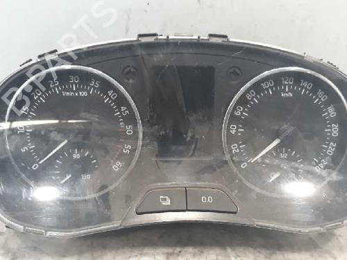 Used Instrument cluster RENAULT RAPID [1994-1998]  3680662