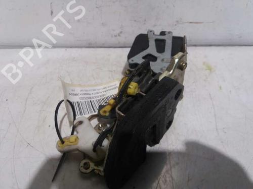 Rear right lock HYUNDAI SANTA FÉ I (SM) 2.0 CRDi | BP4689806C99 