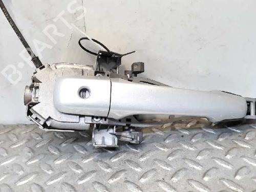 Used Front left exterior door handle VOLVO S40 II (544) 2.0 D (136 hp) 7625342