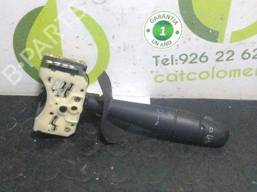 Used Steering column stalk RENAULT CLIO II (BB_, CB_) 1.2 (BB0A, BB0F, BB10, BB1K, BB28, BB2D, BB2H, CB0A,... (58 hp) 3048190