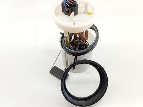 Used Fuel pump Fuel pump 38704274 38704274
