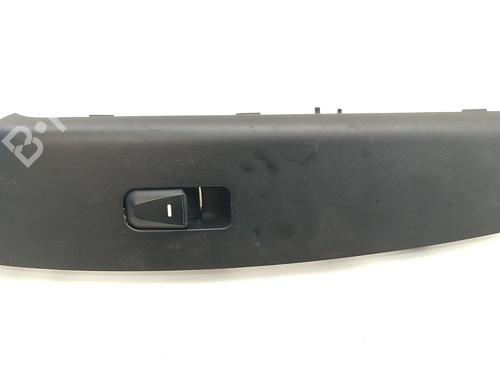 Used Right front window switch Right front window switch HYUNDAI ix35 (LM, EL, ELH) 1.7 CRDi (116 hp) 33626930 33626930