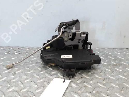 Used Front left lock AUDI A4 B6 (8E2) 2.0 (130 hp) 5568752