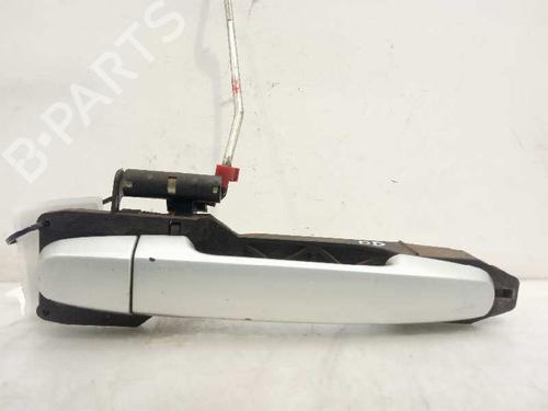 Used Front right exterior door handle TOYOTA COROLLA Verso (ZER_, ZZE12_, R1_) 2.0 D-4D (CUR10_, CUR10R) (116 hp) 4468753