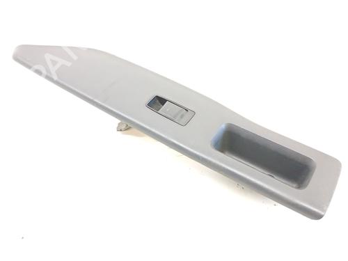 Used Right front window switch Right front window switch 39448480 39448480