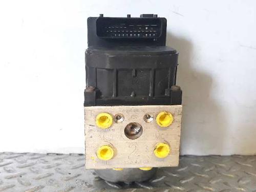 Used ABS pump NISSAN ALMERA TINO (V10) 2.2 dCi (115 hp) 5791462