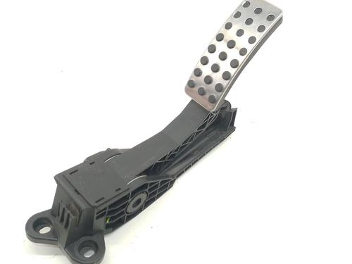 Pedal MERCEDES-BENZ M-CLASS (W164) ML 300 CDI 4-matic (164.121) (204 hp) 32516551