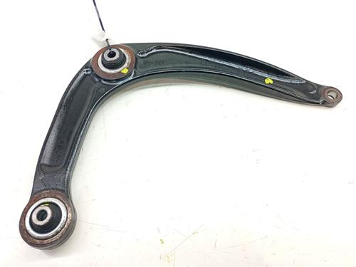 Used Right front suspension arm Right front suspension arm DS DS 5 (KF_) 1.6 THP 165 (KF5GZT) (165 hp) 40526618 40526618