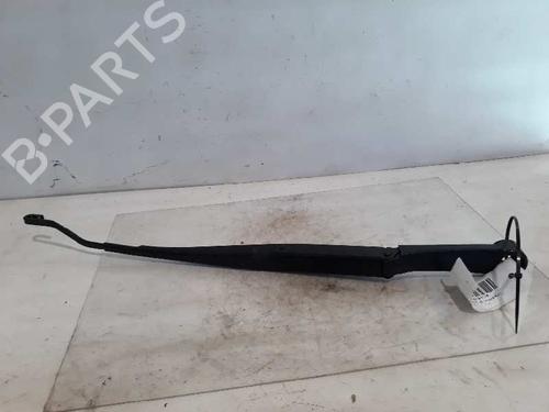 Used Front windshield wiper arm KIA SPORTAGE III (SL) 1.7 CRDi (116 hp) 4620777