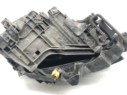 Left headlight AUDI A4 B8 (8K2) 2.0 TDI | BP30972829C28