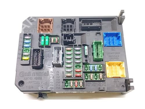 Used Fuse box Fuse box PEUGEOT 508 I (8D_) 2.0 HDi (140 hp) 40506779 40506779