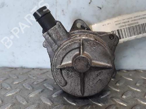 Used Vacuum pump RENAULT MEGANE Scenic (JA0/1_) [1996-2001]  3059843