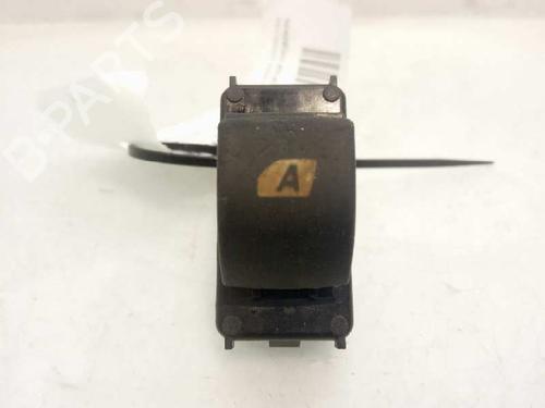 Used Left front window switch PEUGEOT PARTNER Tepee [2008-2025]  4675442