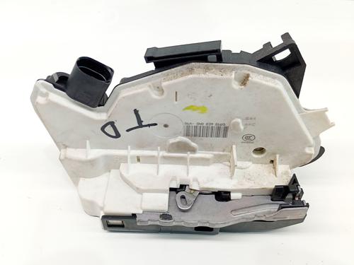 Høyre bak lås Høyre bak lås VW TIGUAN (5N_) 2.0 TDI 4motion (140 hp) 37442876 37442876