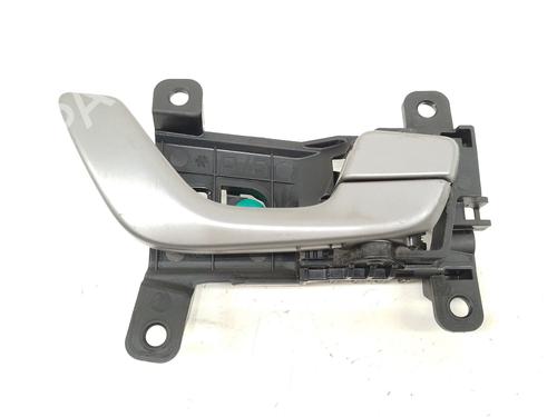 Højre bagtil invendig håndtag Højre bagtil invendig håndtag HYUNDAI KONA (OS, OSE, OSI) 1.0 T-GDi (120 hp) 36112385 36112385