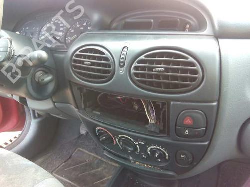 Left mirror RENAULT MEGANE I Classic (LA0/1_) 1.6 e (LA0F, LA0S) | BP3063101C26 