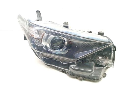 right-headlight-toyota-auris-_e18_-2012-2013-2014-2015-2016-2017-2018-2019-40229525 main image