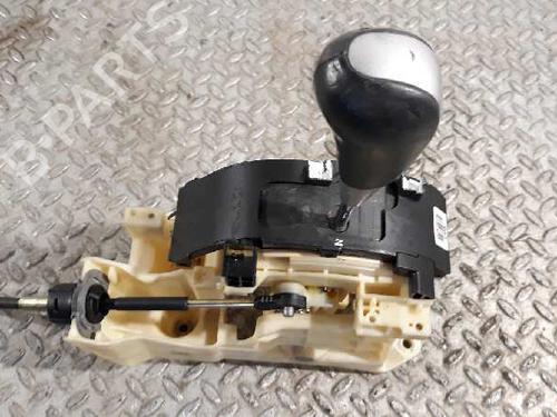 Used Gear lever HYUNDAI SANTA FÉ II (CM) [2005-2015]  7433611