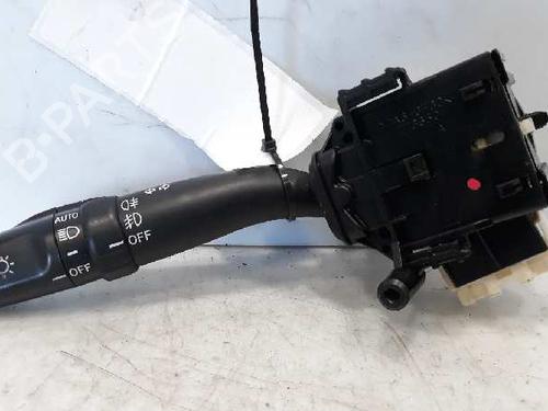 Used Headlight switch TOYOTA AVENSIS Saloon (_T25_) [2003-2008]  5853281