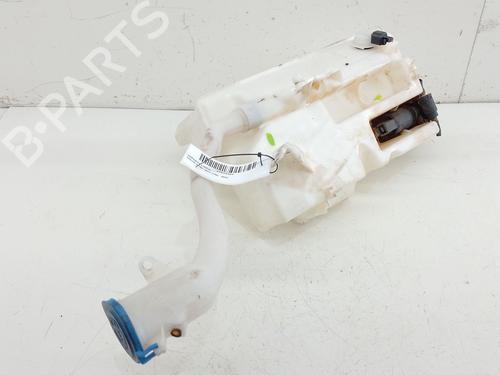 Used Windscreen washer tank VOLVO XC60 I SUV (156) D3 / D4 (163 hp) 31707252