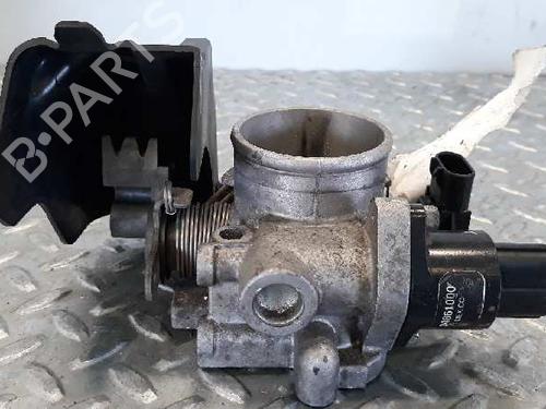 Used Throttle body CHRYSLER VOYAGER II (ES) [1990-1995]  5419828