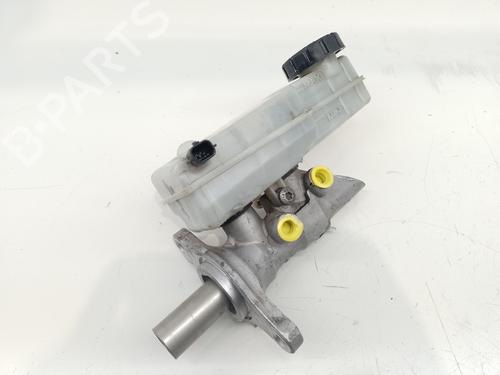 Used Brake master cylinder RENAULT MEGANE III Hatchback (BZ0/1_, B3_) [2008-2025]  24110112