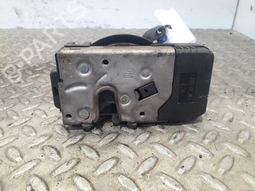 Used Rear left lock OPEL VIVARO A Van (X83) [2001-2015]  15691271