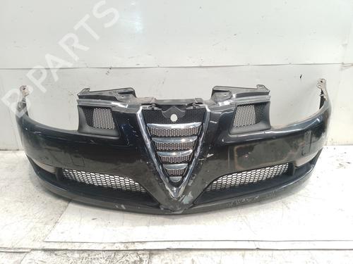 Used Front bumper ALFA ROMEO GT (937_) 1.9 JTD (937CXN1B) (150 hp) 32405816