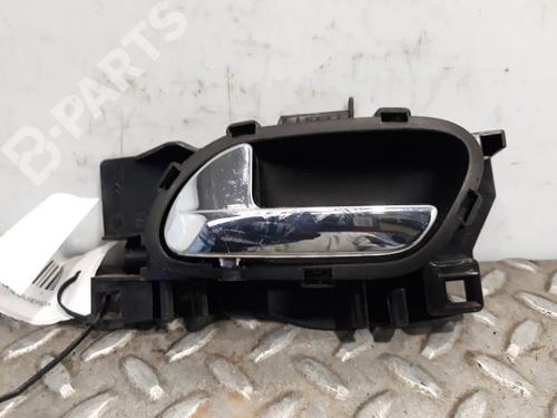 Used Front left interior door handle Front left interior door handle CITROËN C3 II (SC_) 1.4 (73 hp) 8525263 8525263