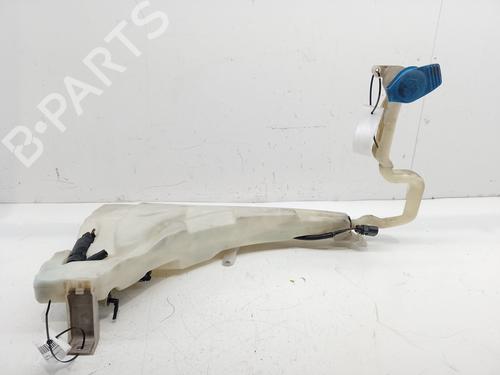 Used Windscreen washer tank VW TOUAREG (7LA, 7L6, 7L7) [2002-2013]  24107187