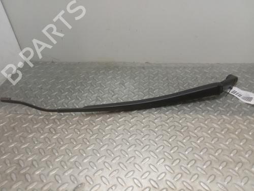 Used Front windshield wiper arm TOYOTA RAV 4 III (_A3_) [2005-2014]  10680130