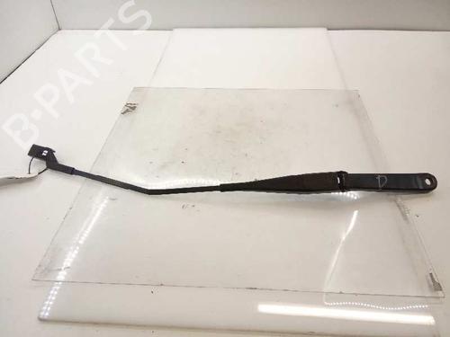 Used Front windshield wiper arm FORD FIESTA VI (CB1, CCN) [2008-2017]  3474366
