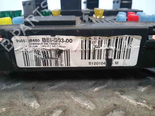 Fuse box PEUGEOT 407 (6D_) 2.0 HDi 135 (6DRHRH, 6DRHRE, 6DRHRG, 6DRHRJ) | BP13237977E1 