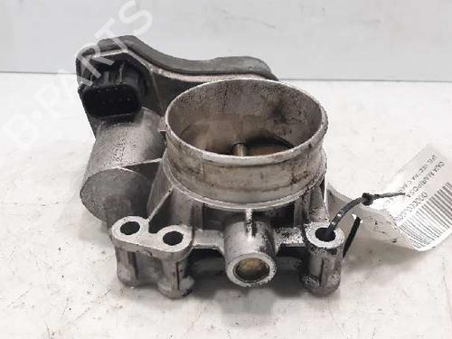 Used Throttle body OPEL VECTRA C GTS (Z02) 2.2 16V (F68) (147 hp) 4962142