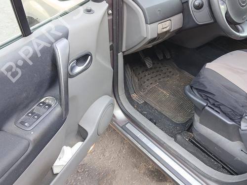 Frontplate/Frontkurv RENAULT SCÉNIC II (JM0/1_) 1.9 dCi (JM0G, JM12, JM1G, JM2C) | BP30686918C72