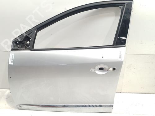left-front-door-renault-megane-iii-hatchback-bz01_-b3_-2008-33127711 main image