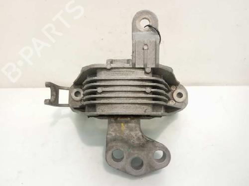 Used Engine mount OPEL ASTRA J Sports Tourer (P10) [2010-2015]  10276800