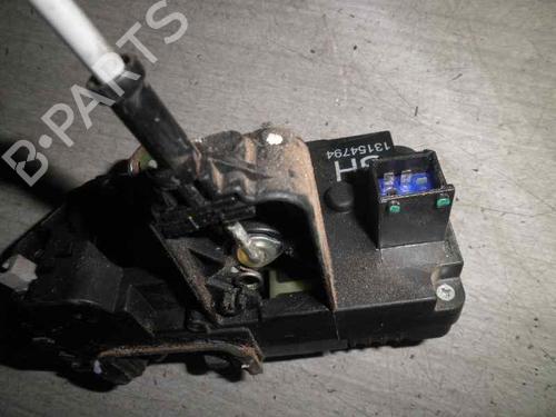 Used Rear right lock OPEL MERIVA A MPV (X03) 1.7 CDTI (E75) (100 hp) 3040797