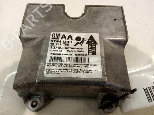 Used ECU airbags OPEL ZAFIRA / ZAFIRA FAMILY B (A05) [2005-2019]  3240836