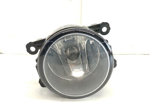 Used Left front fog light LAND ROVER DISCOVERY IV (L319) 3.0 SDV6 4x4 (256 hp) 26616083