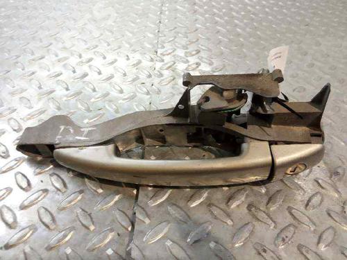 Used Front left exterior door handle Front left exterior door handle PEUGEOT 207 (WA_, WC_) 1.6 HDi (90 hp) 6003425 6003425