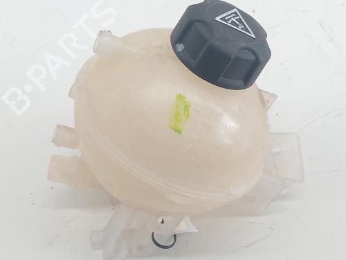 Expansion tank PEUGEOT 308 II (LB_, LP_, LW_, LH_, L3_) 1.5 BlueHDI 100 | BP28001711C120 