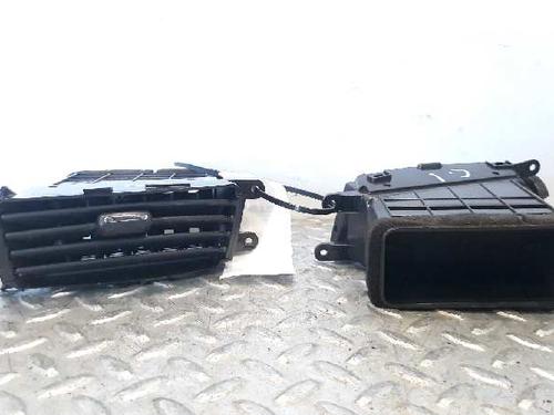 Used Air vent HYUNDAI i30 (FD) 1.6 CRDi (90 hp) 11672928