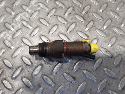 Used Injector PEUGEOT 806 (221) 2.1 td 12V (109 hp) 8227088