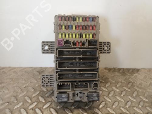 Used Fuse box HONDA CIVIC VIII Hatchback (FN, FK) [2005-2012]  3542811