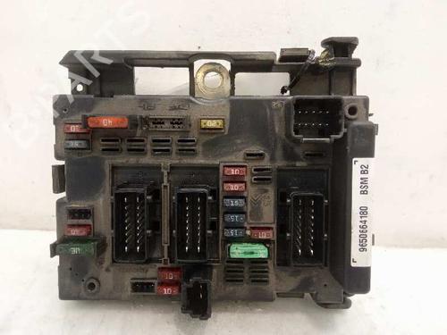 Used Fuse box PEUGEOT 206 Hatchback (2A/C) 1.4 HDi eco 70 (68 hp) 4513262